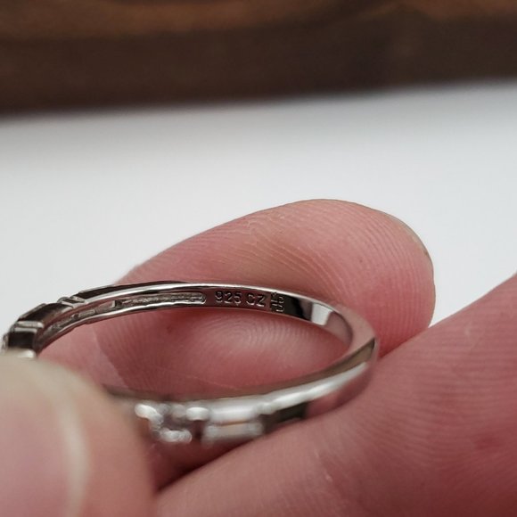 Size 9.5 925 Sterling Silver Cute Pattern Clear Cubic Zirconia Ring - Picture 5 of 8